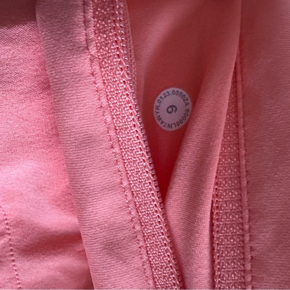 Lululemon Speed Up Mid-Rise Short Golden Apricot Size 6 - Picture 5 of 6